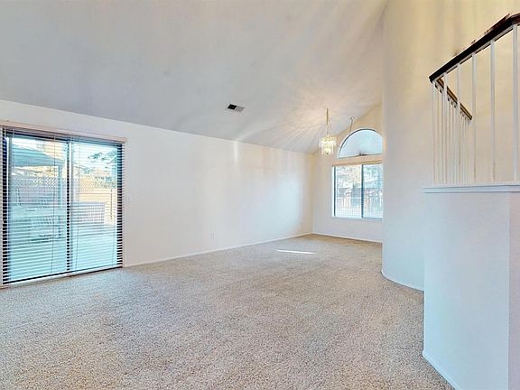 4th image of 5105 Saint Clare Cir