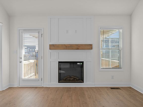 4th image of 1254 Elizabeth Ln Lot 100