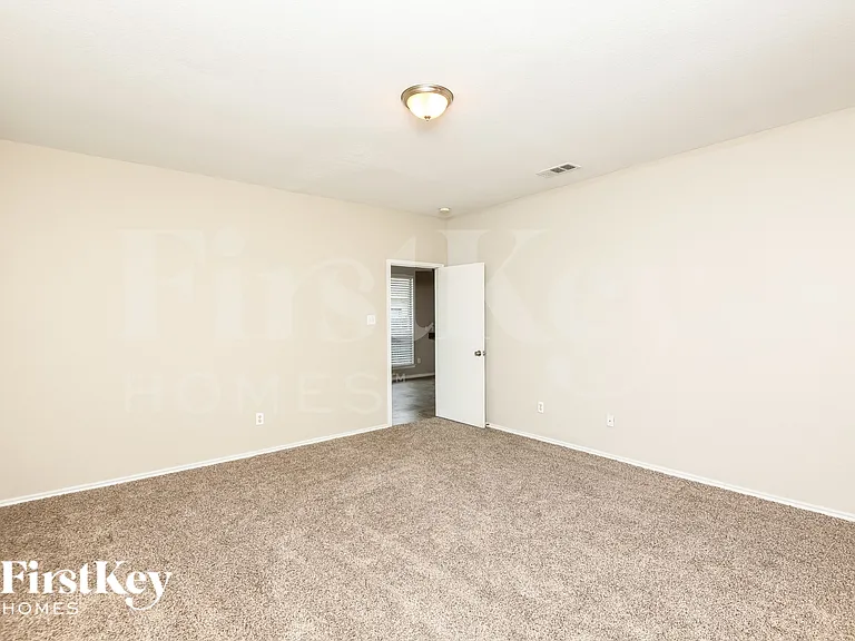 1220 Saltgrass Dr — Photo 9