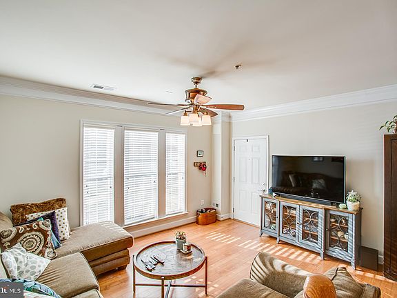 5th image of 2370 Brookmoor Ln