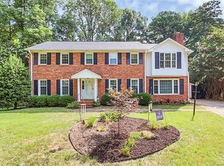 1200 Hollow Tree Ct, Charlotte, NC 28226