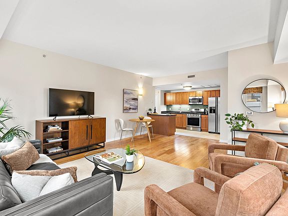 4th image of 143 Morgan St APT 7E