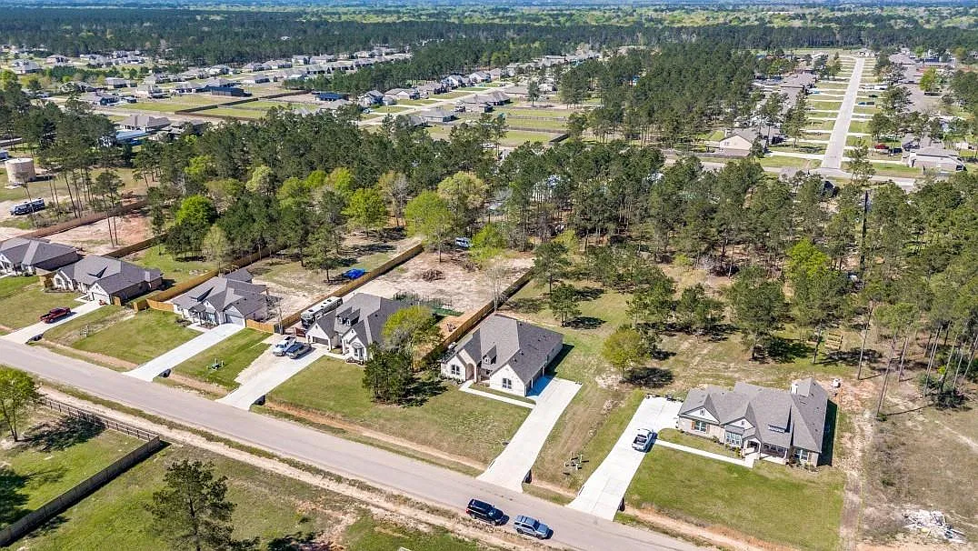 5 bed, 3.0 bath, $3,000 — Photo 3