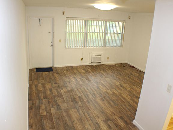 4th image of 55 Canterbury C
