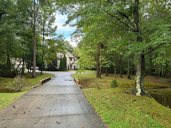 2nd image of 314 Wellington Dr