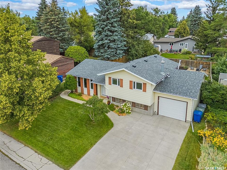 1st image of 15 Dragan CRESCENT