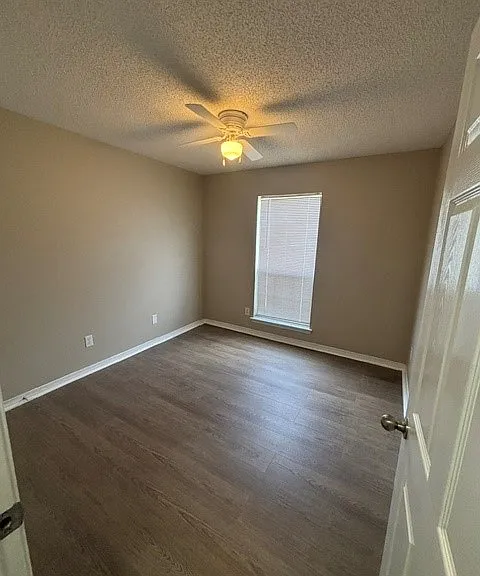 8864 Winter Ct — Photo 15