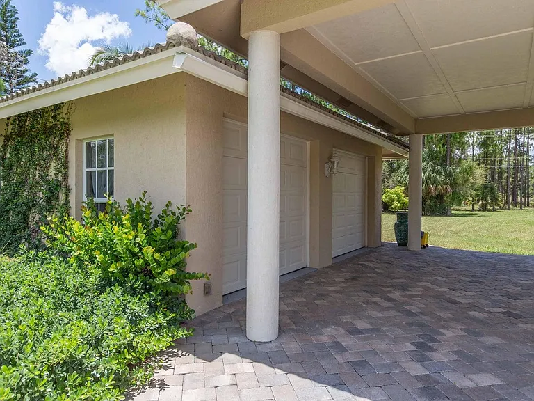 14816 Stirrup Ln — Photo 28