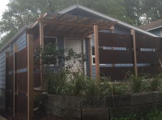 206 S Falcon St, Rockaway Beach, OR