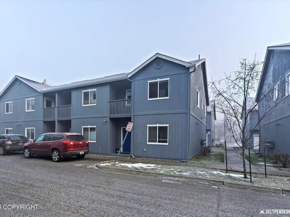 7330 Meadow St, Anchorage, AK 99507