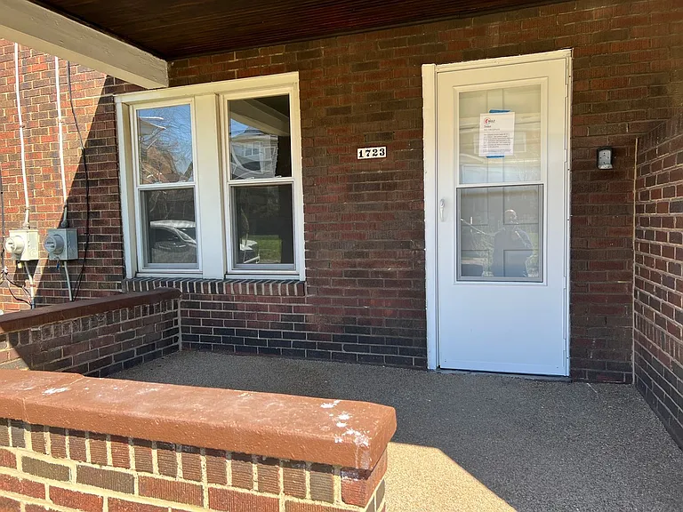Charming Updated 2BR Home with New Flooring & Rear Porch — Photo 15