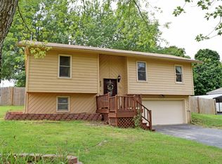 603 S 11th Ave, Ozark, MO 65721