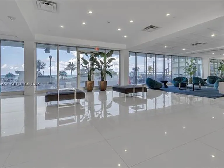 5701 Collins Ave #1714 — Photo 41