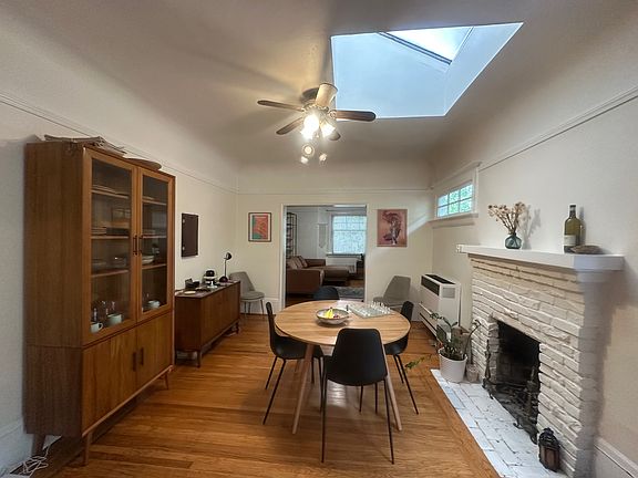 Living or dining room