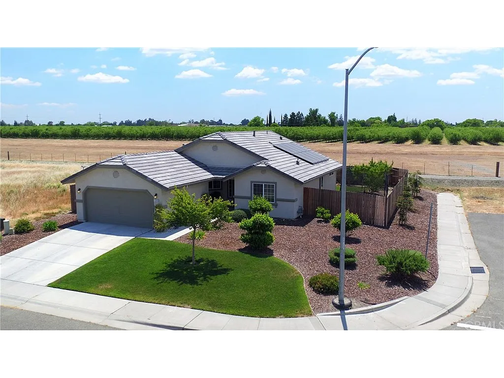 1506 Paigewood Dr photo 1