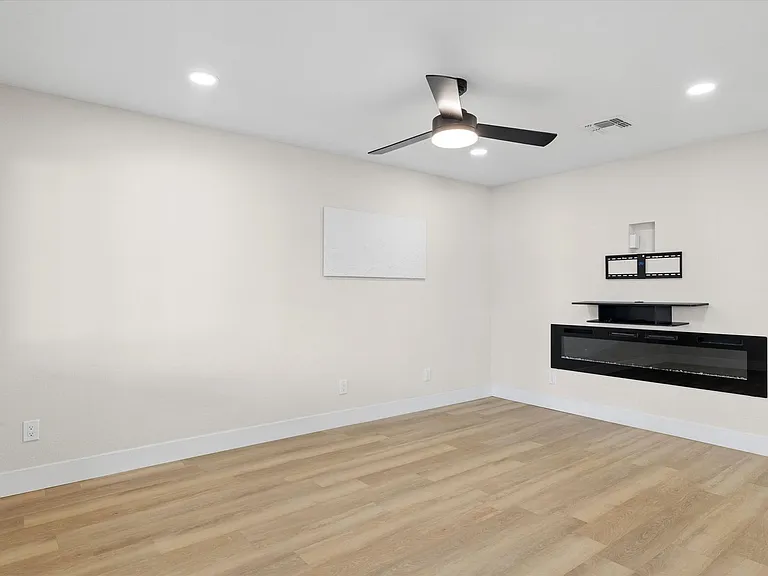 5117 East Dr — Photo 6