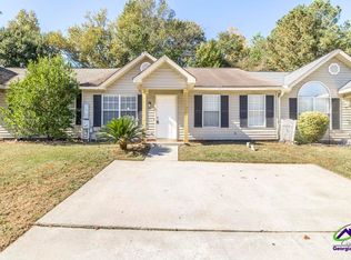 83 Hamilton Woods Dr, Warner Robins, GA 31088