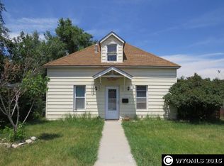 214 Sweetwater St, Lander, WY 82520