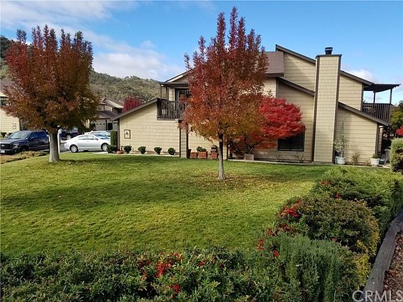 Incredible side yard