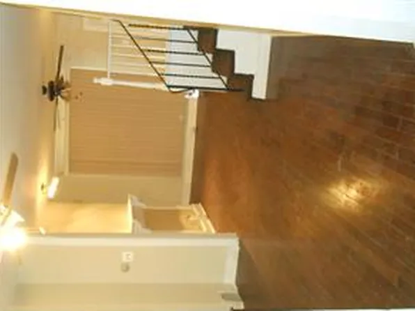 2157 Conlyn St, Philadelphia, PA 19138