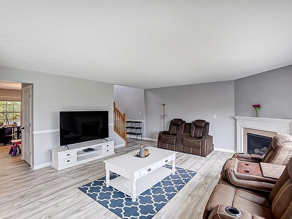 4th image of 204 Blue Quail Pl