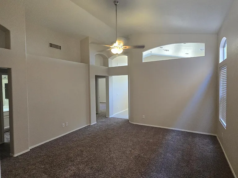 8362 W Melinda Ln — Photo 6