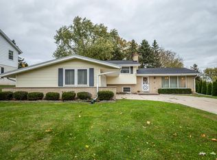12010 W Burdick Ave, West Allis, WI 53227