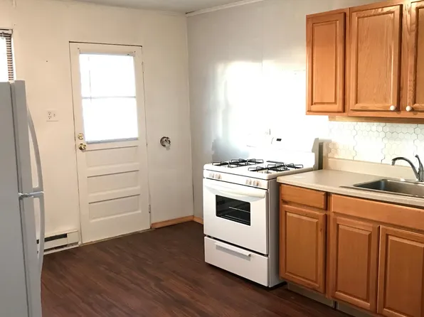 1503 7th Ave Floor 1, Watervliet, NY 12189