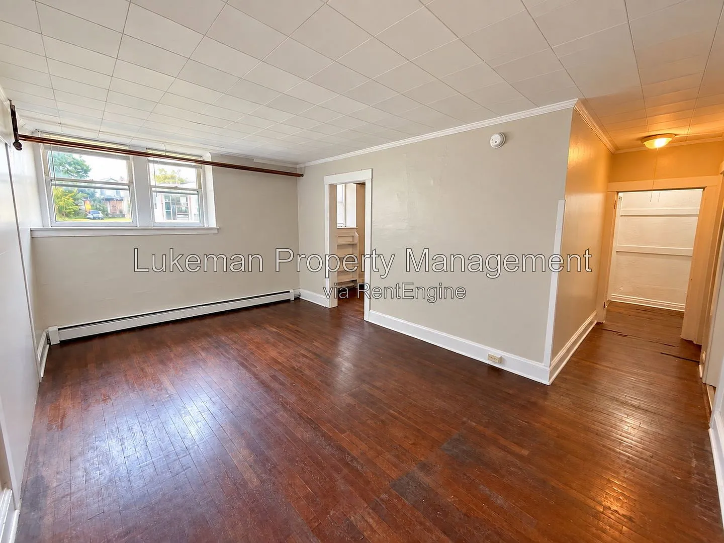 2 bed, 1.0 bath, $900 — Photo 4