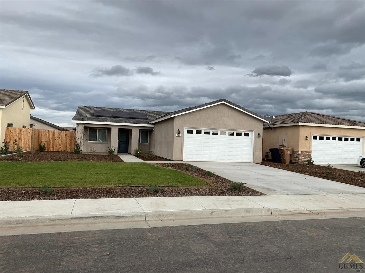 316 Darling Point Dr, Bakersfield, CA 93307 Zillow