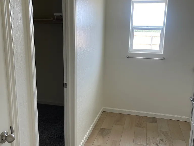 1802 S Red Rock Dr — Photo 32