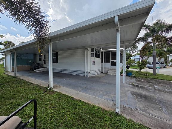 2nd image of 4372 71st Rd N #1326