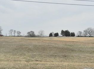 20 Graves Ln, Trenton, TN 38382