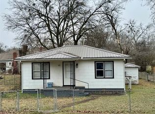 415 Earl St, Tahlequah, OK 74464