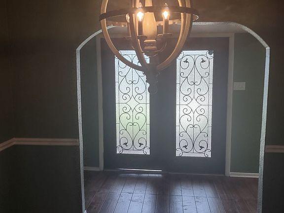 3rd image of 3414 Overglen Dr