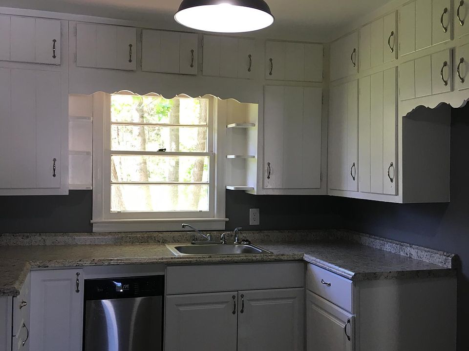 2nd image of 117 Gammon Rd