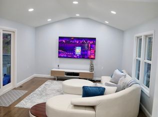 21 Ordway St, Framingham, MA 01702