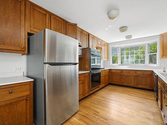 4th image of 1414 Somerset Ave