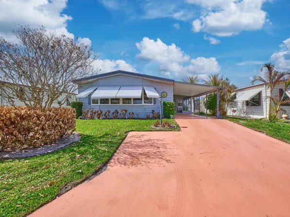 7626 SE Independence Avenue, Hobe Sound, FL 33455