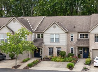 9925 Edgewood Ln, Cincinnati, OH