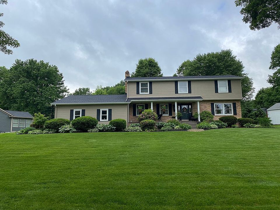 Beautiful Corner Lot 