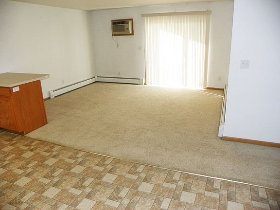 4th image of 212 11th Ave N #5834708