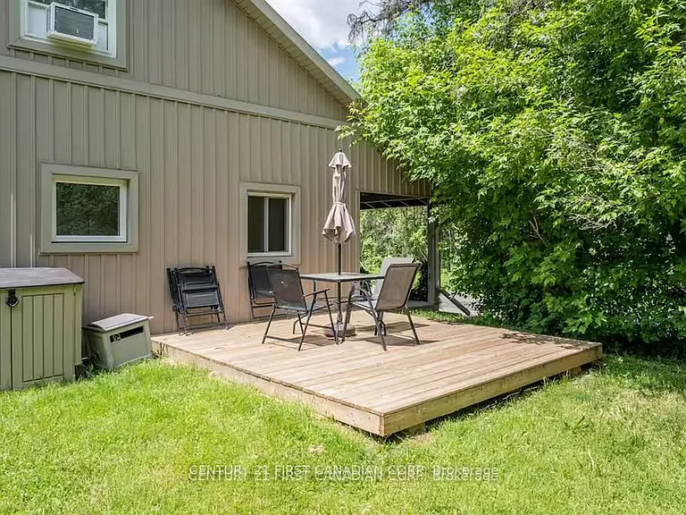 705 Conservation Dr #B — Photo 23