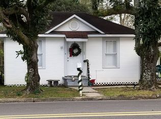 105 Crosby St, Picayune, MS 39466