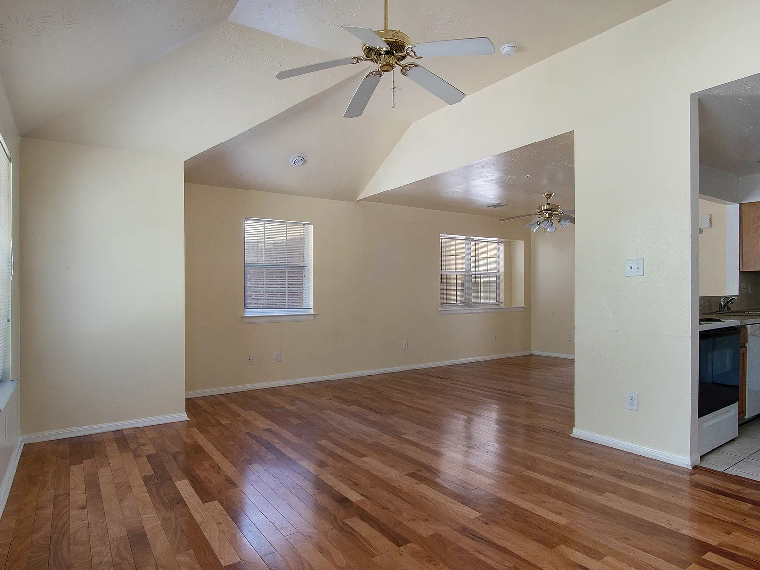 Marquis Townhomes - 1209 — Photo 3