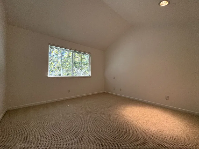 20 Willow Rd #34 — Photo 14