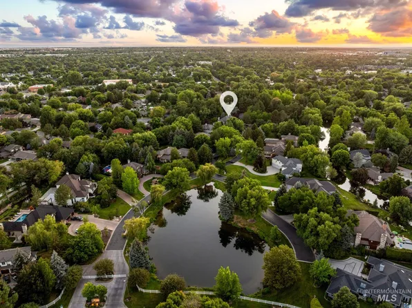 1165 E Brightwater Ln, Boise, ID 83706