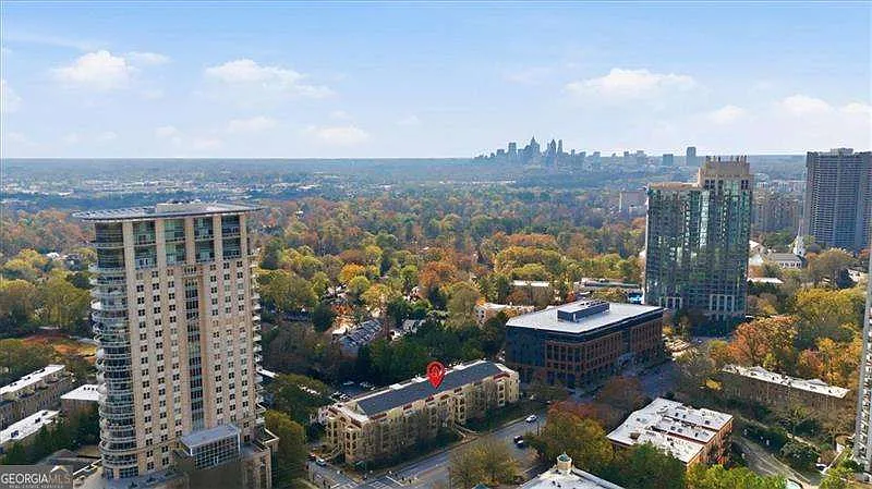 2855 Peachtree Rd NE Suite 124 photo 1