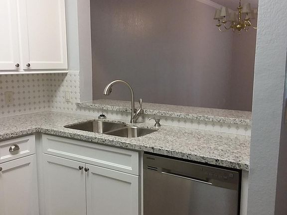 3rd image of 2815 Kings Crossing Dr APT 118