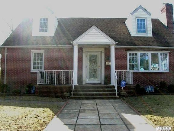 5th image of 8632 262nd St